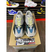 Load image into Gallery viewer, YEEZY 700 WAVERUNNER SZ 5
