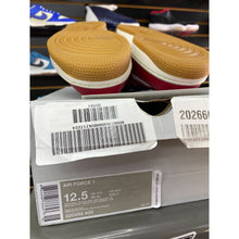 Load image into Gallery viewer, nike air force 1 low university red white 2016 sz 12.5 BRAND NEW
