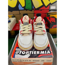Load image into Gallery viewer, sky jordan 4 fire red 1989 sz 9.5c BRAND NEW

