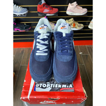 Load image into Gallery viewer, NIKE LD WAFFLE SF SACAI FRAGMENT BLUE VOID SZ 11
