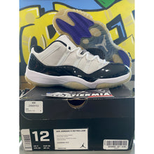 Load image into Gallery viewer, air jordan 11 llow concord 2014 sz 12
