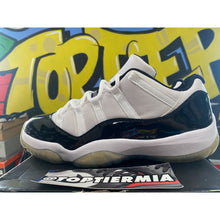 Load image into Gallery viewer, air jordan 11 llow concord 2014 sz 12
