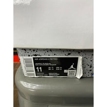 Load image into Gallery viewer, AIR JORDAN 4 UNIVERSITY BLUE SZ 11
