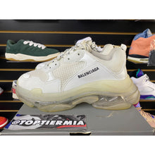 Load image into Gallery viewer, BALENCIAGA TRIPLE S CLEAR SOLE WHITE SZ 10

