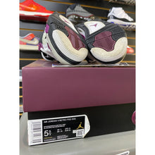 Load image into Gallery viewer, AJ 4 PSG PARIS SAINT-GERMAIN GS SZ 5.5
