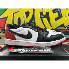 Load image into Gallery viewer, air jordan 1 low og black toe 2023 sz 10
