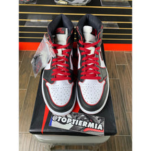 Load image into Gallery viewer, AIR JORDAN 1 BLOODLINE SZ 10.5
