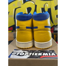 Load image into Gallery viewer, air jordan 1 high og laney 2013 sz 11
