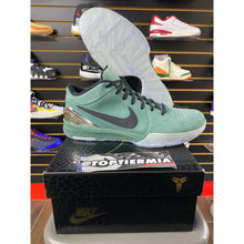Load image into Gallery viewer, KOBE 6 GIRL DAD SZ 10.5 BRAND NEW
