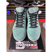 Load image into Gallery viewer, KOBE 6 GIRL DAD SZ 10.5 BRAND NEW
