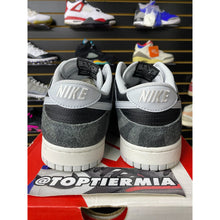 Load image into Gallery viewer, NIKE DUNK LOW RETRO ANIMAL PACK ZEBRA SZ 11
