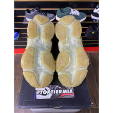 Load image into Gallery viewer, BALENCIAGA TRIPLE S CLEAR SOLE SZ 7
