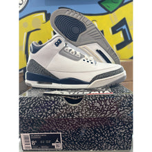 Load image into Gallery viewer, air jordan 3 midnight navy 2023 sz 8.5
