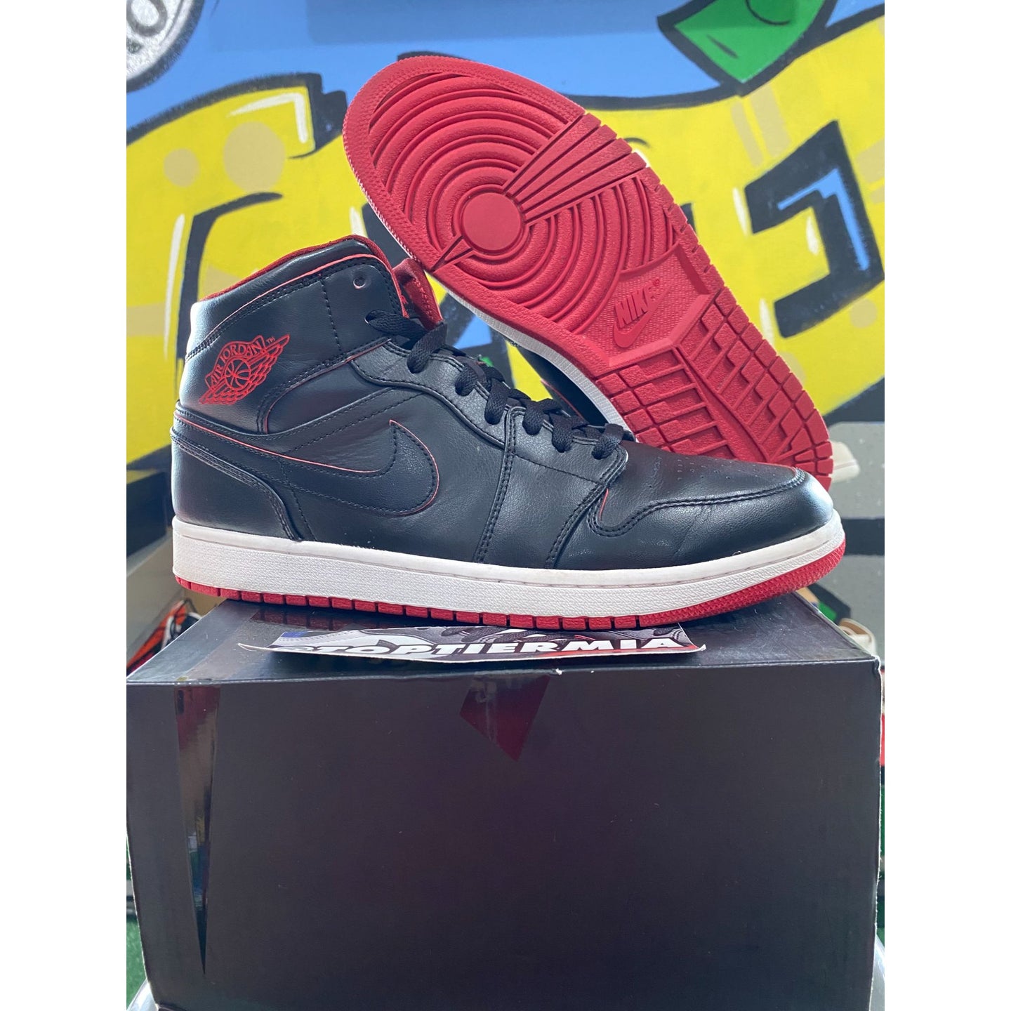 air jordan 1 mid black red white 2015 sz 11.5