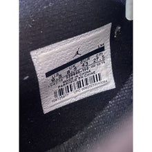 Load image into Gallery viewer, AIR JORDAN 11 LOW CONCORD SZ 9.5
