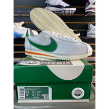 Load image into Gallery viewer, NIKE CLASSIC CORTEZ STRANGER THINGS HAWKINS HIGH SCHOOL SZ 8.5 BRAND NEW
