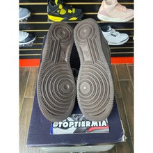 Load image into Gallery viewer, AIR FORCE 1 SUPREME BAROQUE BROWN sz 7.5
