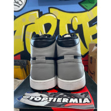 Load image into Gallery viewer, air jordan 1 shadow 2013 sz 9.5
