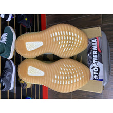 Load image into Gallery viewer, YEEZY 350 V2 CITRIN SZ 7
