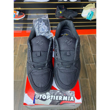 Load image into Gallery viewer, ES ACCEL KEVLAR 219 OF 300 sz 10.5 BRAND NEW
