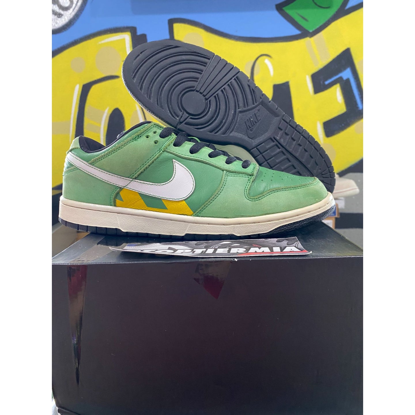 nike sb dunk low taxi series tokyo green 2006 sz 10.5