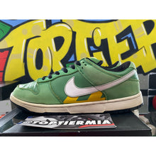 Load image into Gallery viewer, nike sb dunk low taxi series tokyo green 2006 sz 10.5
