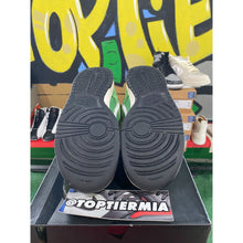 Load image into Gallery viewer, nike sb dunk low taxi series tokyo green 2006 sz 10.5
