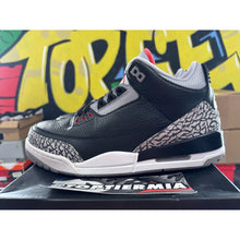 Load image into Gallery viewer, air jordan 3 black cement 2018 sz 8.5
