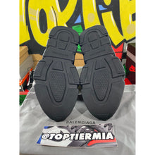 Load image into Gallery viewer, balenciaga speed black 2021 sz 7US BRAND NEW
