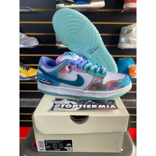 Load image into Gallery viewer, NIKE SB DUNK LOW X FUTURA BLEACHD AQUA SZ 7 BRAND NEW
