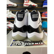 Load image into Gallery viewer, AIR JORDAN 11 CONCORD 2011 BRAND NEW SZ 10
