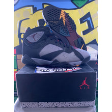 Load image into Gallery viewer, air jordan 7 bordeaux 2011 sz 9.5
