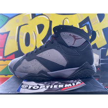Load image into Gallery viewer, air jordan 7 bordeaux 2011 sz 9.5
