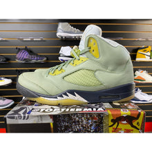 Load image into Gallery viewer, AIR JORDAN 5 JADE HORIZON SZ 11.5
