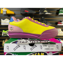 Load image into Gallery viewer, REEBOK BOARD FLIP BBC ICE CREAM DON TOLIVER BANANA SPLIT SZ 10 BRAND NEW
