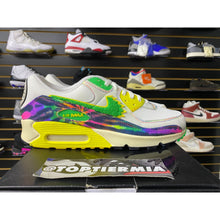 Load image into Gallery viewer, NIKE AIR MAX 90 GRATEFUL DEAD UNIVERSITY OF OREGON GRATEFUL DUCKS SZ 10.5 BRAND NEW
