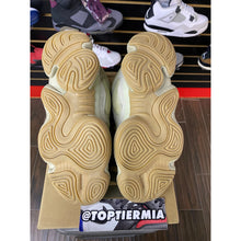 Load image into Gallery viewer, YEEZY 500 STONE SZ 10.5
